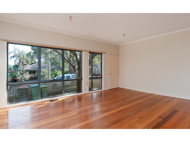 2/4 Sandgate Avenue, Croydon VIC 3136