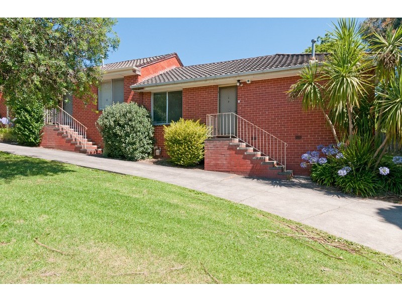 1/14 Newman Road, Croydon VIC 3136