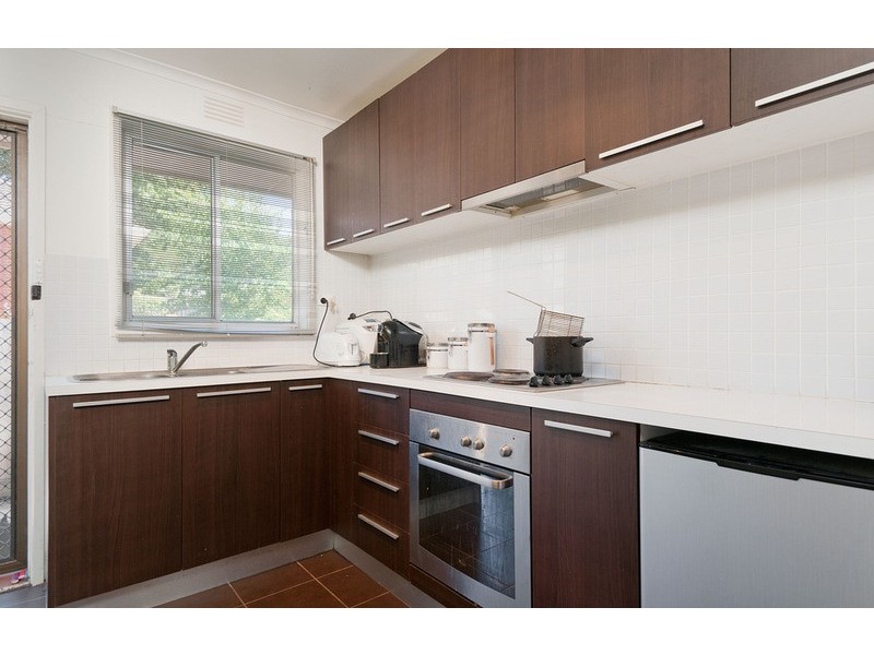 1/14 Newman Road, Croydon VIC 3136