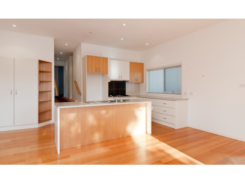 24a Felix Grove, Mooroolbark VIC 3138