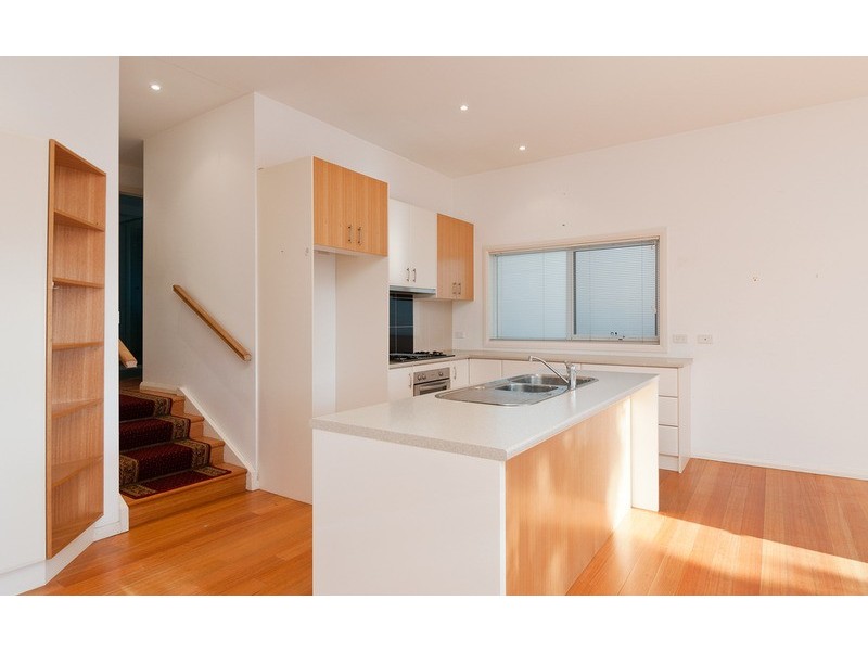 24a Felix Grove, Mooroolbark VIC 3138