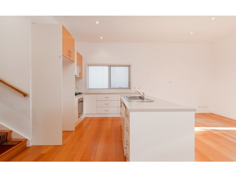 24a Felix Grove, Mooroolbark VIC 3138