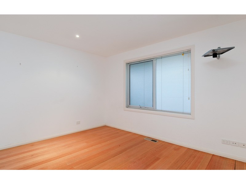 24a Felix Grove, Mooroolbark VIC 3138