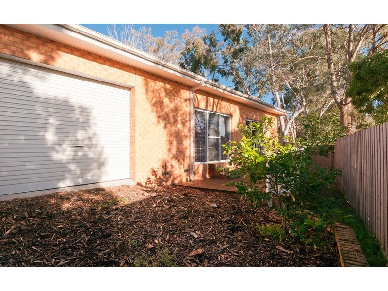 24a Felix Grove, Mooroolbark VIC 3138