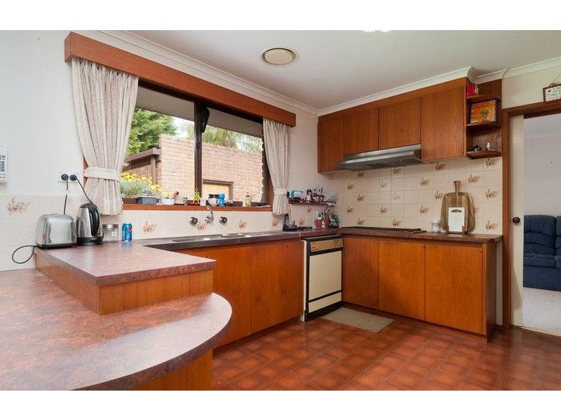 3 Dysart Place, Mooroolbark VIC 3138