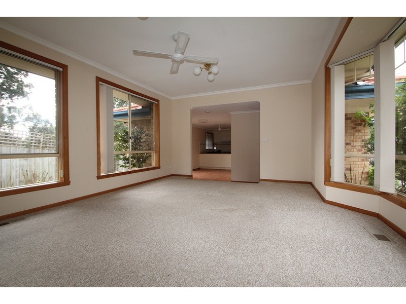 2/6 Ray Street, Croydon VIC 3136