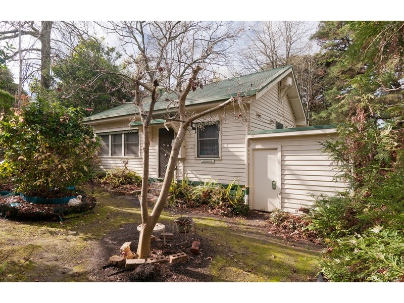 12 Hordern Road, Mount Evelyn VIC 3796