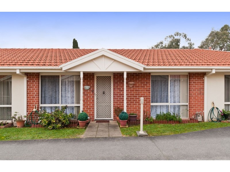 8/48 Liverpool Road, Kilsyth VIC 3137