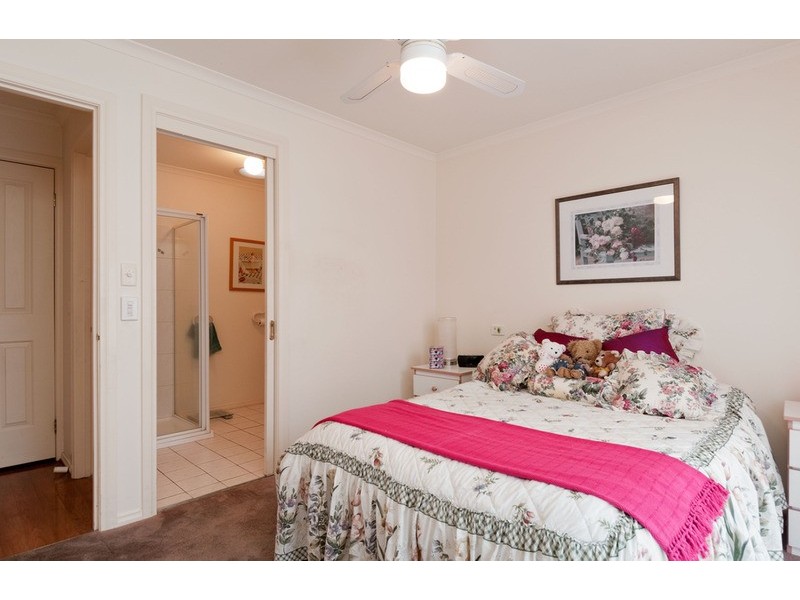 8/48 Liverpool Road, Kilsyth VIC 3137