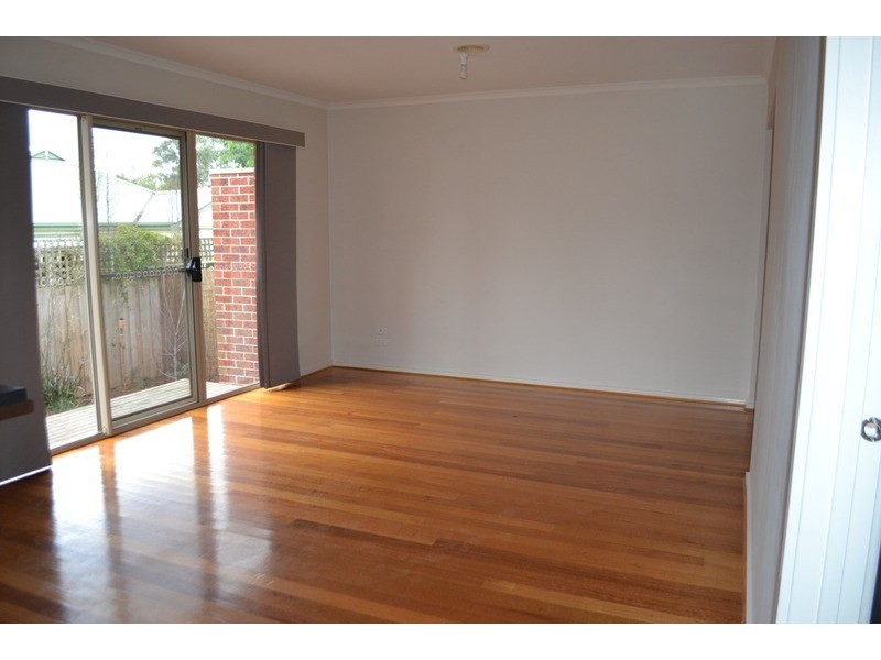 5/51 Cambridge Road, Mooroolbark VIC 3138