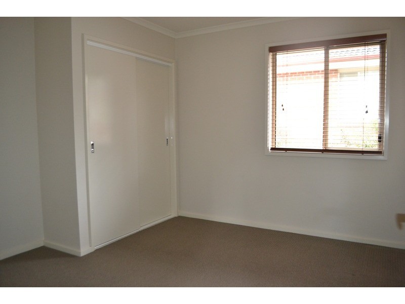 5/51 Cambridge Road, Mooroolbark VIC 3138