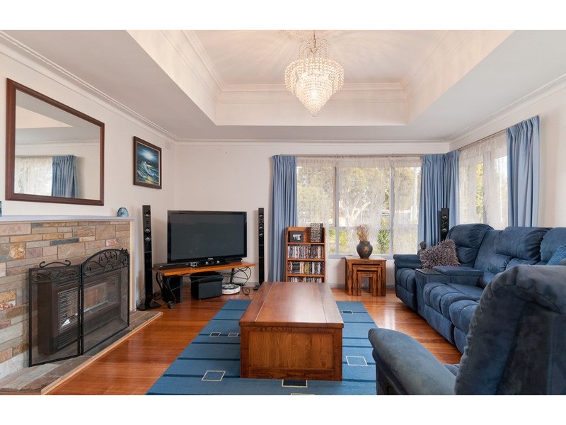 11 Mimosa Avenue, Kilsyth VIC 3137