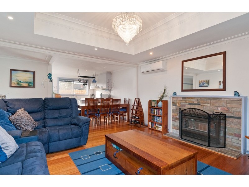 11 Mimosa Avenue, Kilsyth VIC 3137