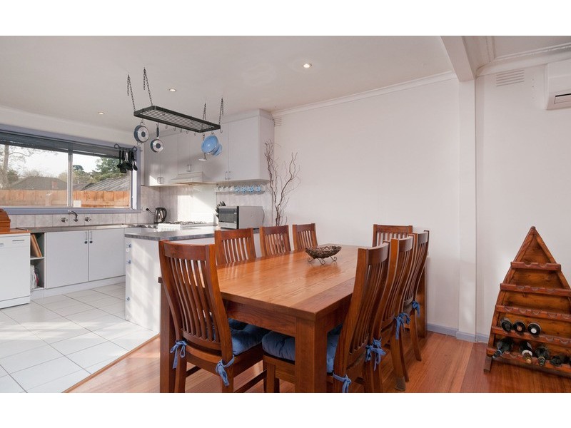 11 Mimosa Avenue, Kilsyth VIC 3137