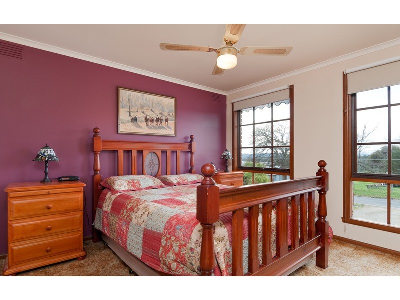 216 Cardigan Road, Mooroolbark VIC 3138