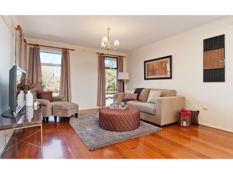 26 Ballantyne Crescent, Kilsyth VIC 3137