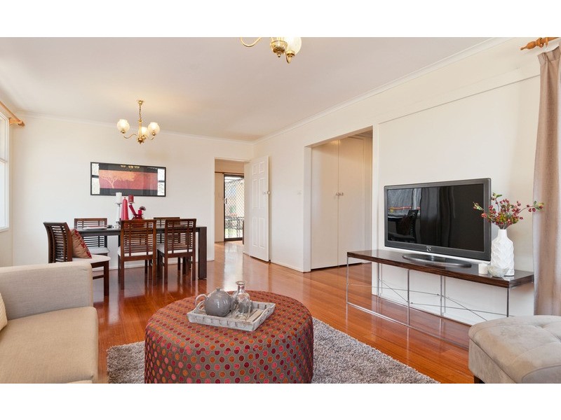 26 Ballantyne Crescent, Kilsyth VIC 3137