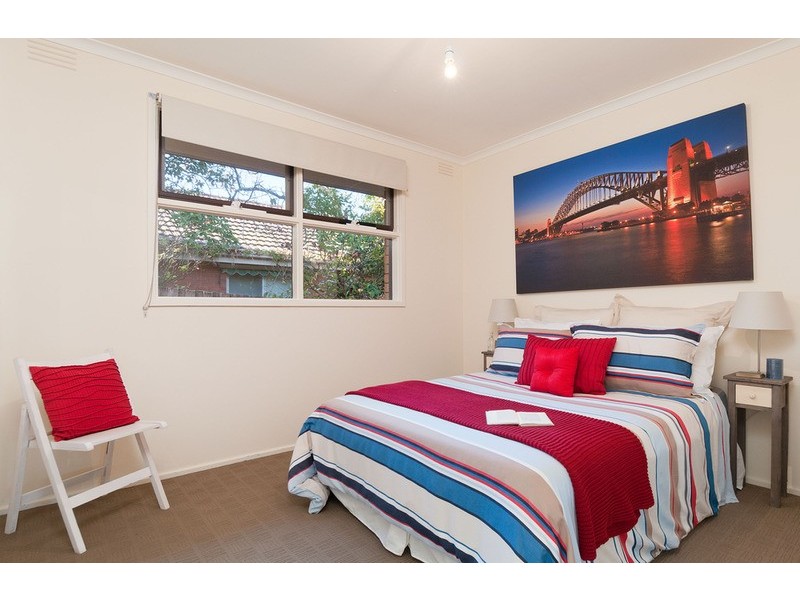 26 Ballantyne Crescent, Kilsyth VIC 3137