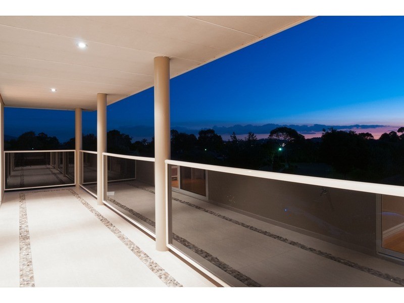 8 Terra Rossa Court, Mooroolbark VIC 3138