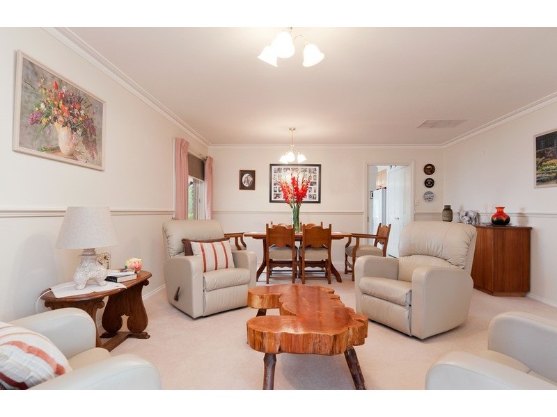 15 Goldentree Drive, Chirnside Park VIC 3116