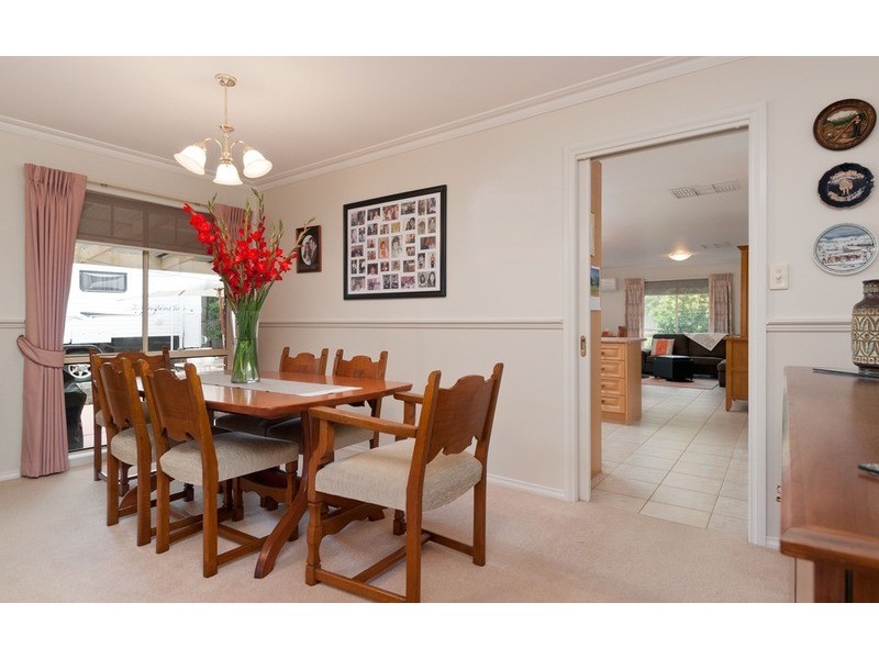 15 Goldentree Drive, Chirnside Park VIC 3116