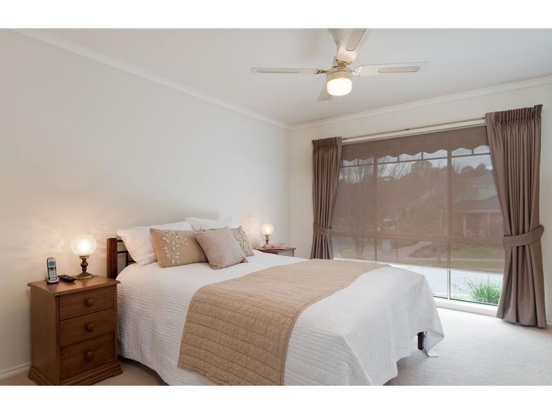 15 Goldentree Drive, Chirnside Park VIC 3116