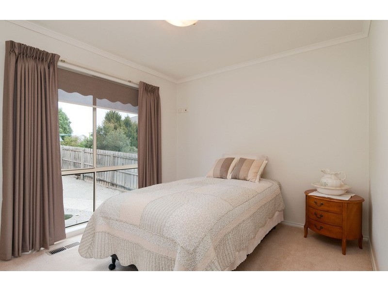 15 Goldentree Drive, Chirnside Park VIC 3116