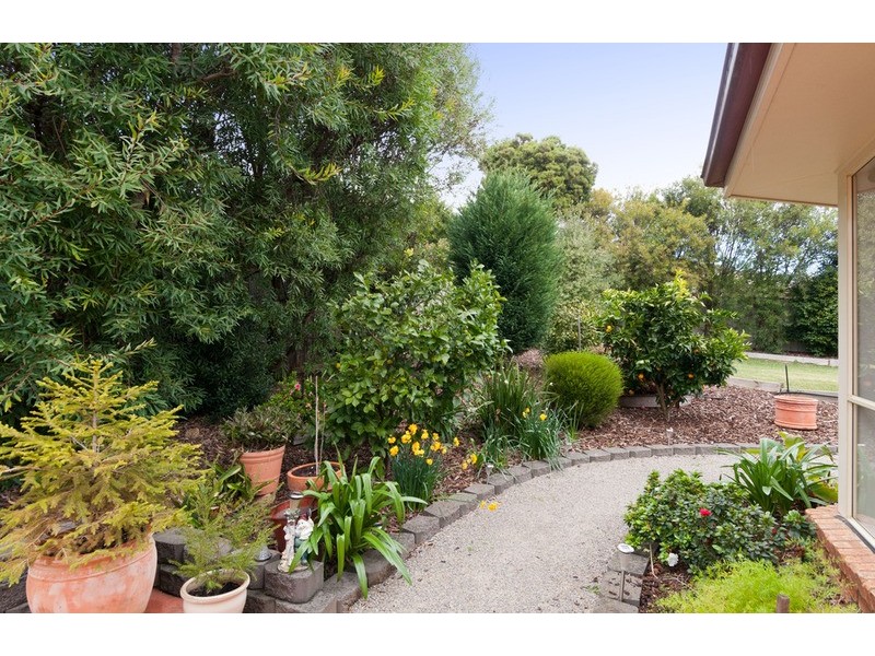 15 Goldentree Drive, Chirnside Park VIC 3116