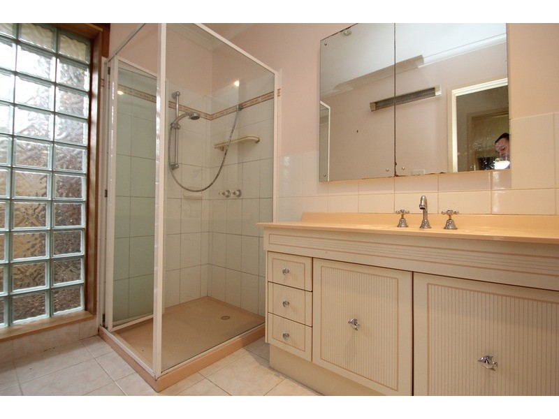 12 Fitzgerald  Street, Ringwood East VIC 3135