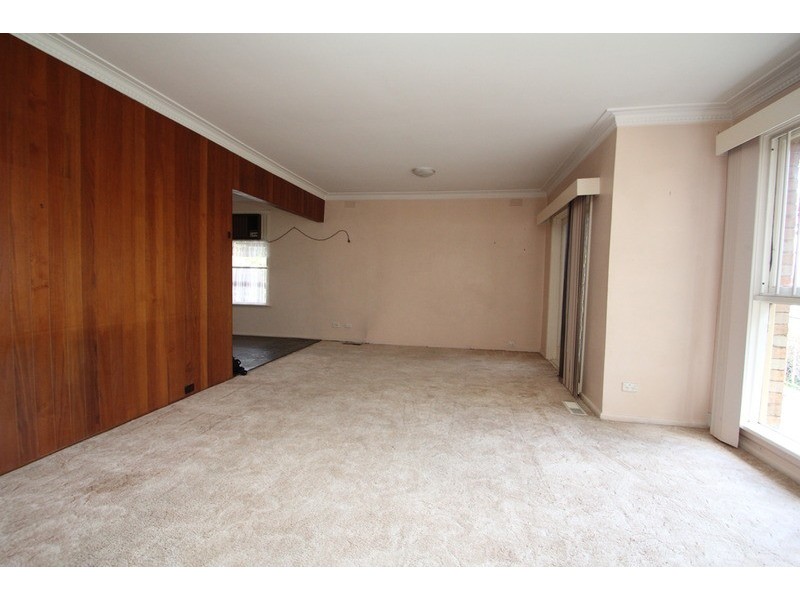 2 Yarra Road, Croydon Hills VIC 3136