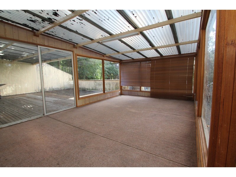 2 Yarra Road, Croydon Hills VIC 3136