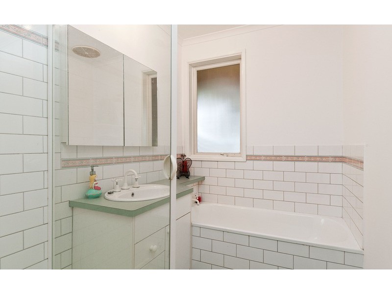 1/22 Savannah  Drive, Mooroolbark VIC 3138