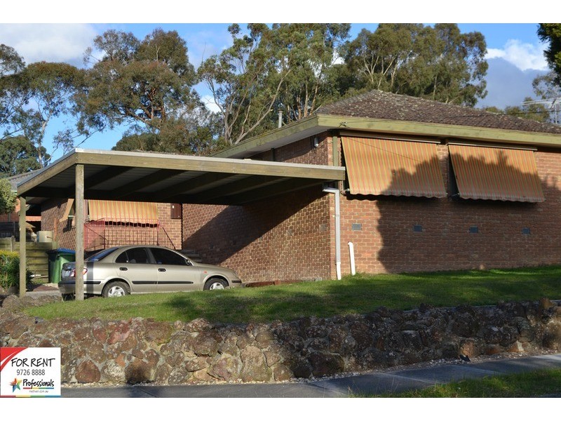 10 Bambra Street, Croydon VIC 3136