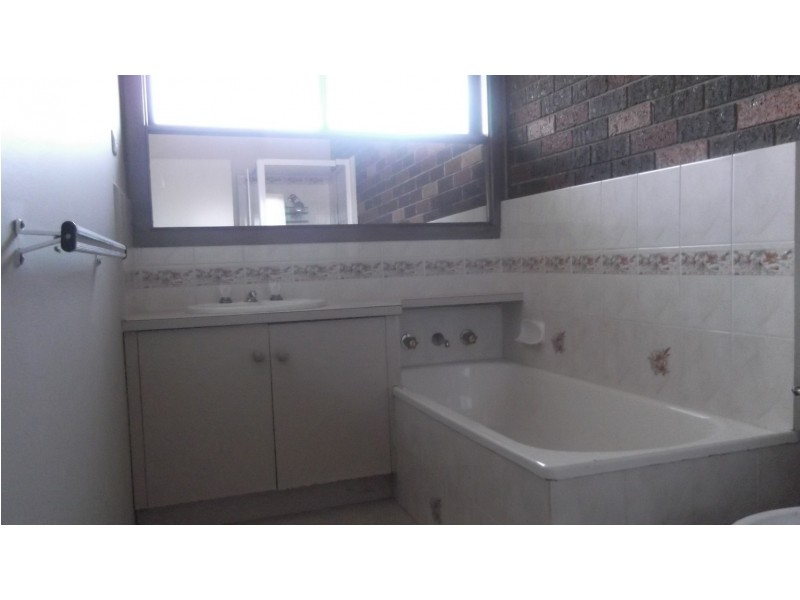 1/34 Liverpool Road, Kilsyth VIC 3137