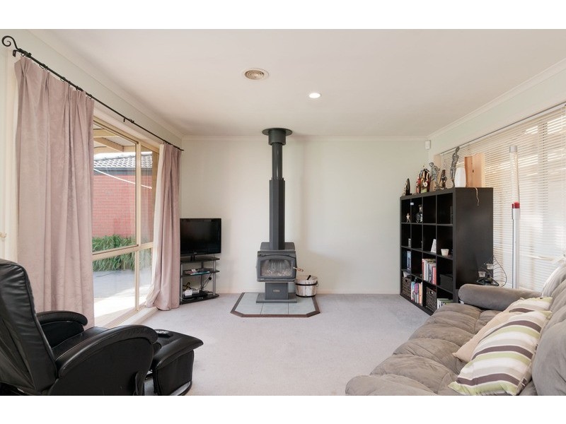 13 Yolanda Court, Kilsyth VIC 3137