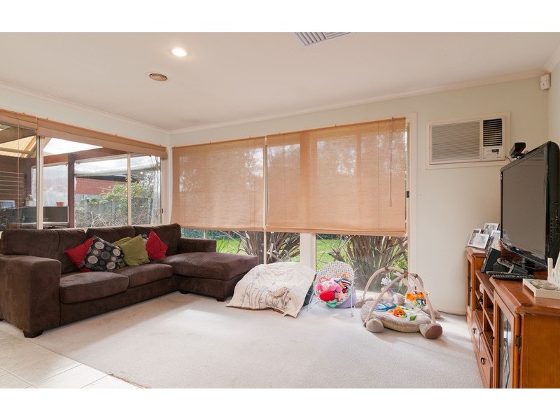 13 Yolanda Court, Kilsyth VIC 3137