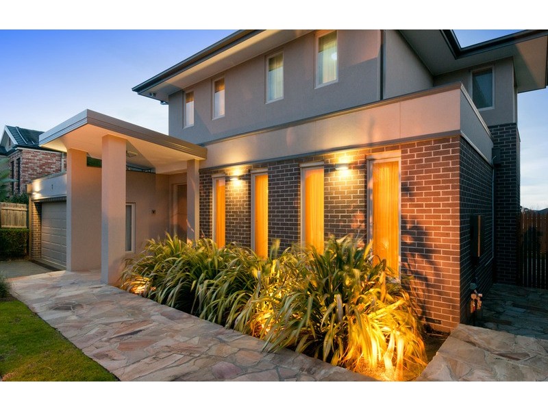 7 Kingston Way, Mooroolbark VIC 3138