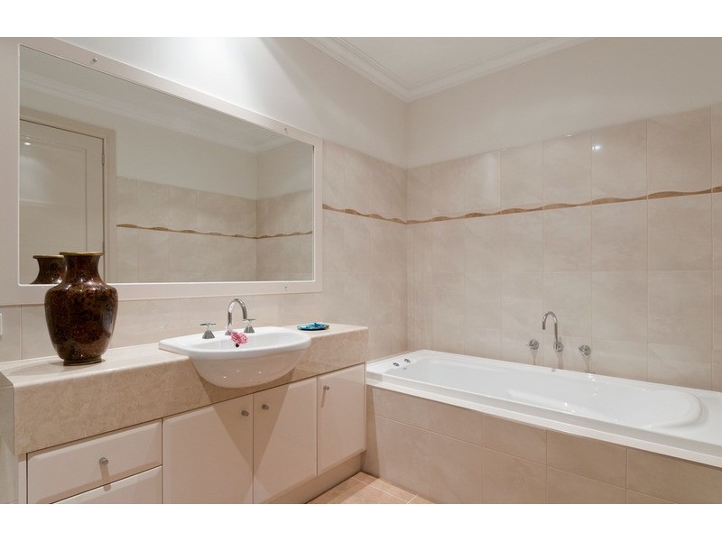 7 Kingston Way, Mooroolbark VIC 3138