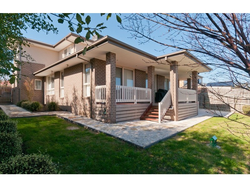 7 Kingston Way, Mooroolbark VIC 3138