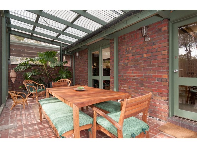 95 Pine Road, Mooroolbark VIC 3138