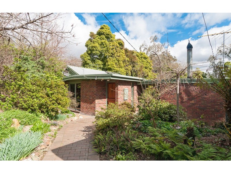 95 Pine Road, Mooroolbark VIC 3138