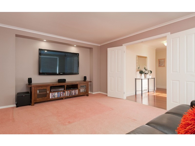 22 Yarraridge Drive, Chirnside Park VIC 3116