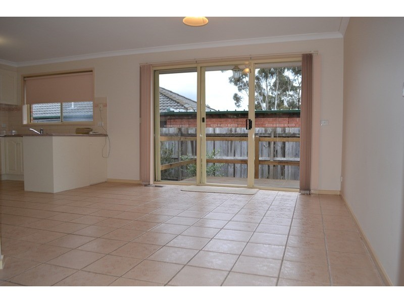 5/12 Karingal Street, Croydon North VIC 3136