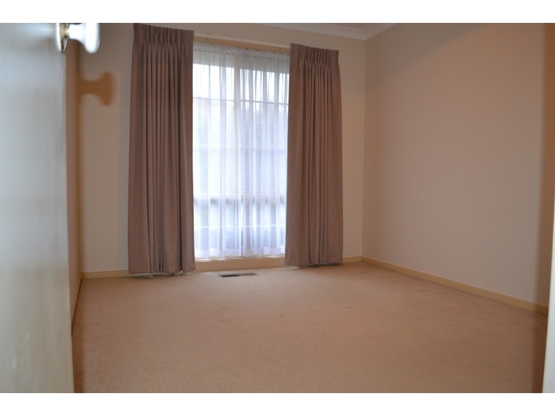 5/12 Karingal Street, Croydon North VIC 3136