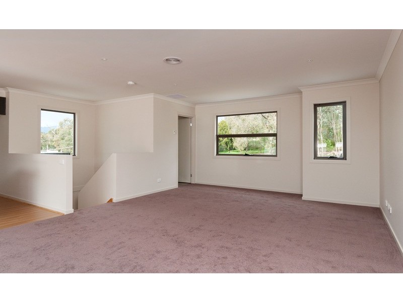2/87 Lincoln Road, Croydon VIC 3136