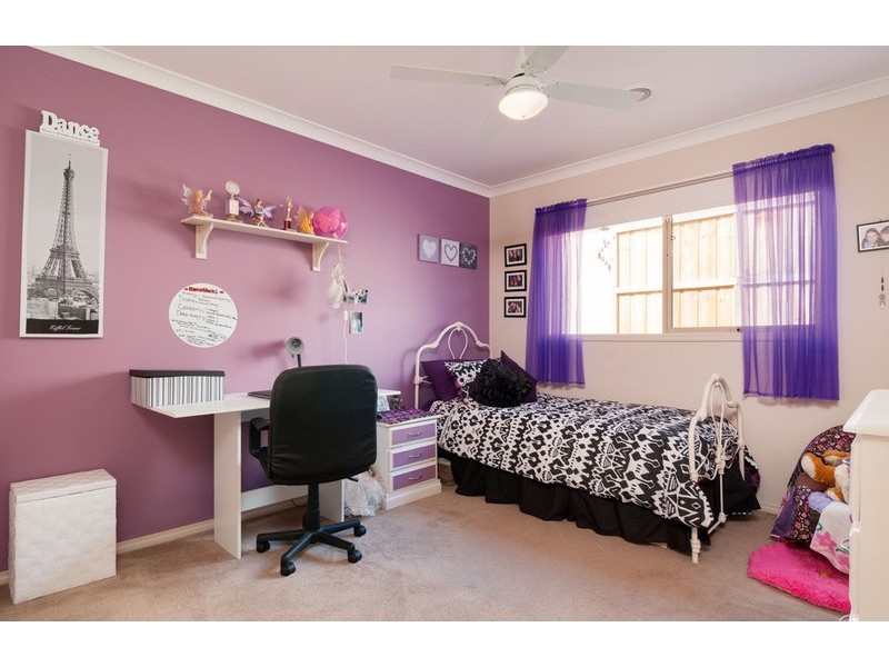 15 Empire Drive, Mooroolbark VIC 3138