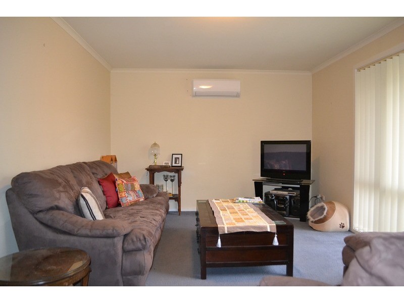 4/8-10 Wyuna  Walk, Mooroolbark VIC 3138