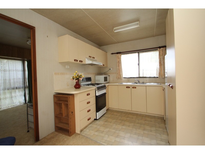 Rear 28 Pascoe  Avenue, Croydon VIC 3136