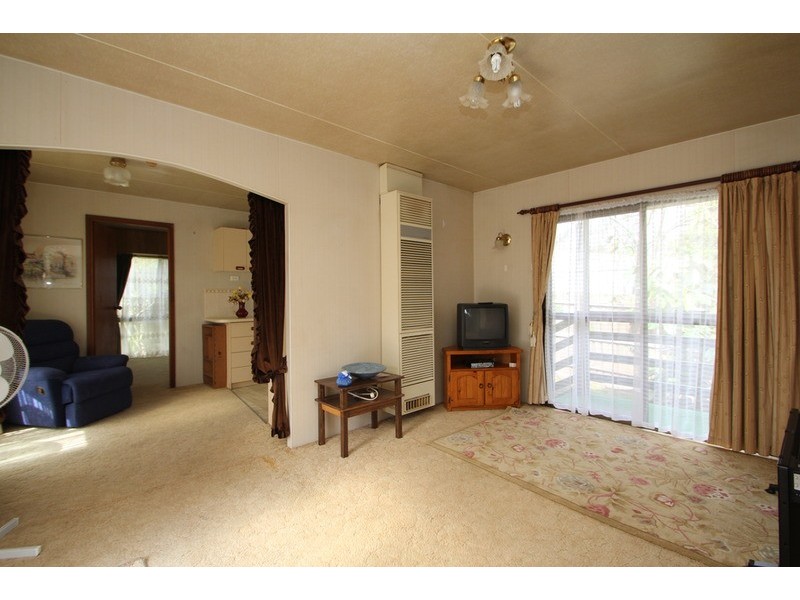 Rear 28 Pascoe  Avenue, Croydon VIC 3136