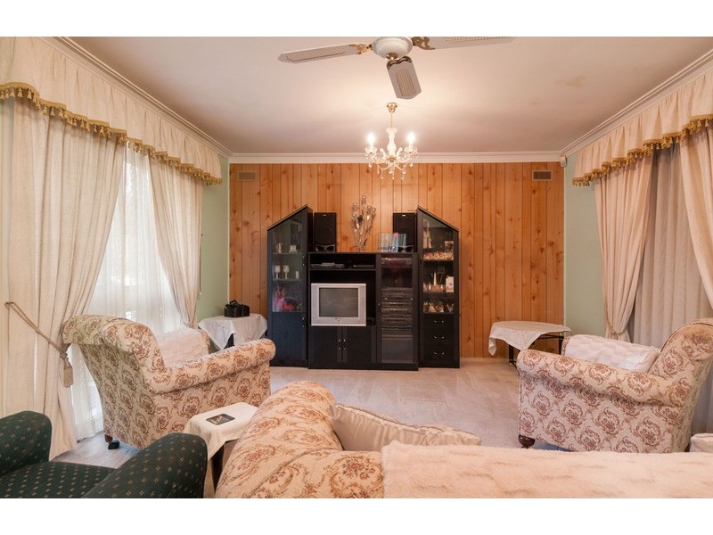 99 Durham Road, Kilsyth VIC 3137